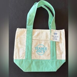 Trader Joe's Pastel Green Spring Tote Bag